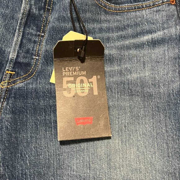 Levi's 501 Premium Jeans *NWT Original Cropped Button Fly Women's size 28x26 - Picture 10 of 11